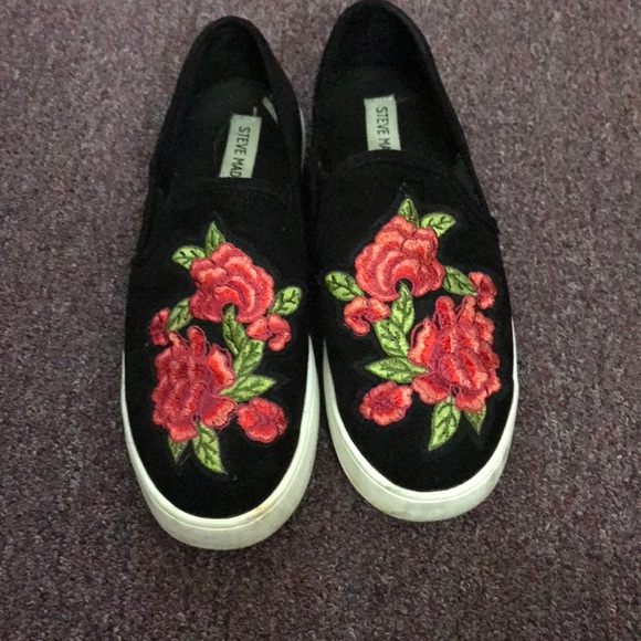 steve madden embroidered shoes